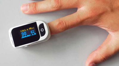 Trentamila saturimetri gratis nelle farmacie: al via l'iniziativa della Societ&agrave; Italiana di Pneumologia e Federfarma.