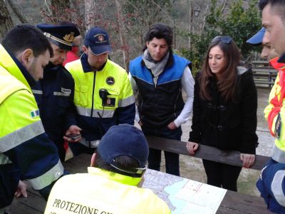 Due dispersi  ed un ferito in montagna. Intervenuta l'Aeronautica Militare