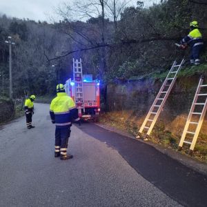 Ondata di maltempo imperversa in citt&agrave;.